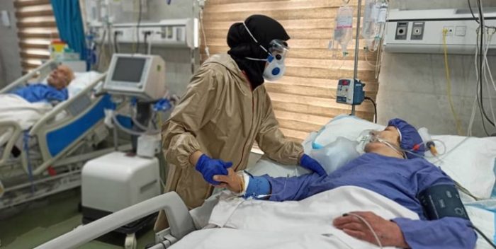 روزانه حدود ۱۰۰ بیمار کرونایی در بیمارستان‌های خوزستان بستری می‌شوند