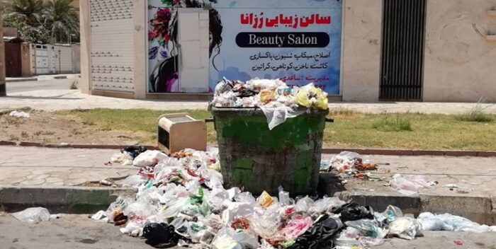 خیابان‌های پر از زباله اهواز/ عضو شورای شهر: ۴ روز است زباله‌ها جمع آوری نشده‌اند