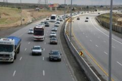 نخستین روز سال بیش از ۷۰۰ هزار خودرو در محورهای خوزستان تردد کردند