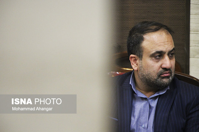 واکنش عضو شورا به عدم حضور شهردار اهواز در جلسه طرح سوال
