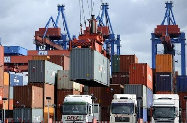 صادرات بیش از ۲ میلیارد دلار کالا از گمرکات خوزستان