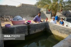 عبور انشعابات آب از مسیر فاضلاب در برخی مناطق حاشیه‌ای خوزستان