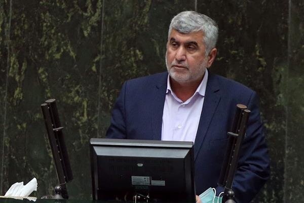 ورناصری: وزیر کار به موضوع عزل مدیرعامل پتروشیمی مسجدسلیمان ورود کند