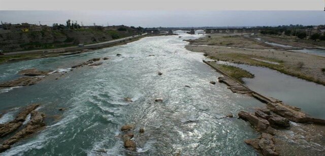 آزادسازی ۳۲۵ هکتار از اراضی حریم و بستر رودخانه‌های خوزستان