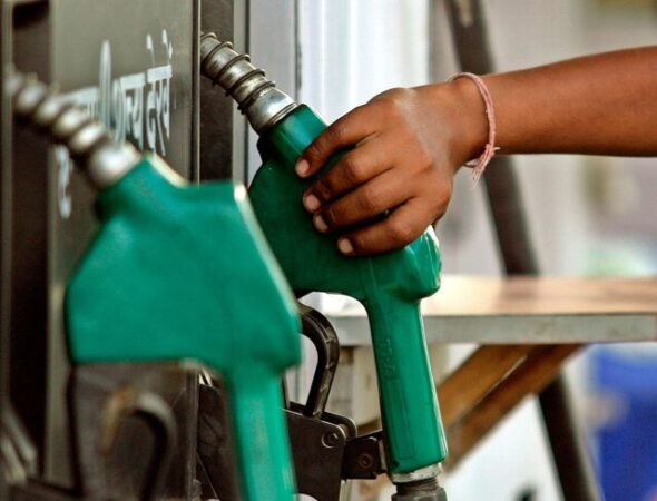 نازل‌های بنزین در خوزستان سالانه چهار بار بازرسی می‌شوند