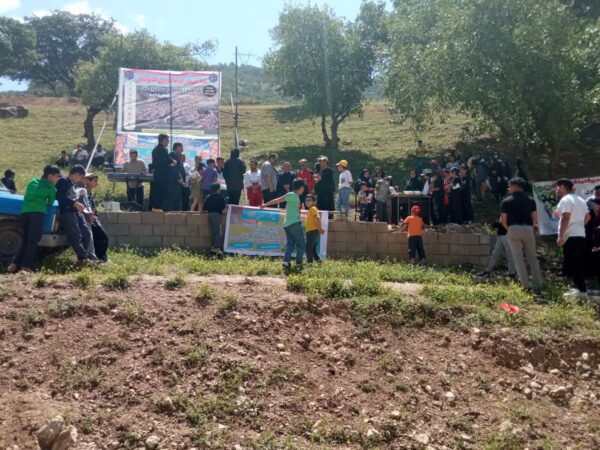 همایش بزرگ پیاده روی خانوادگی به مناسبت هفته کرامت در شهرستان دزپارت برگزار گردید